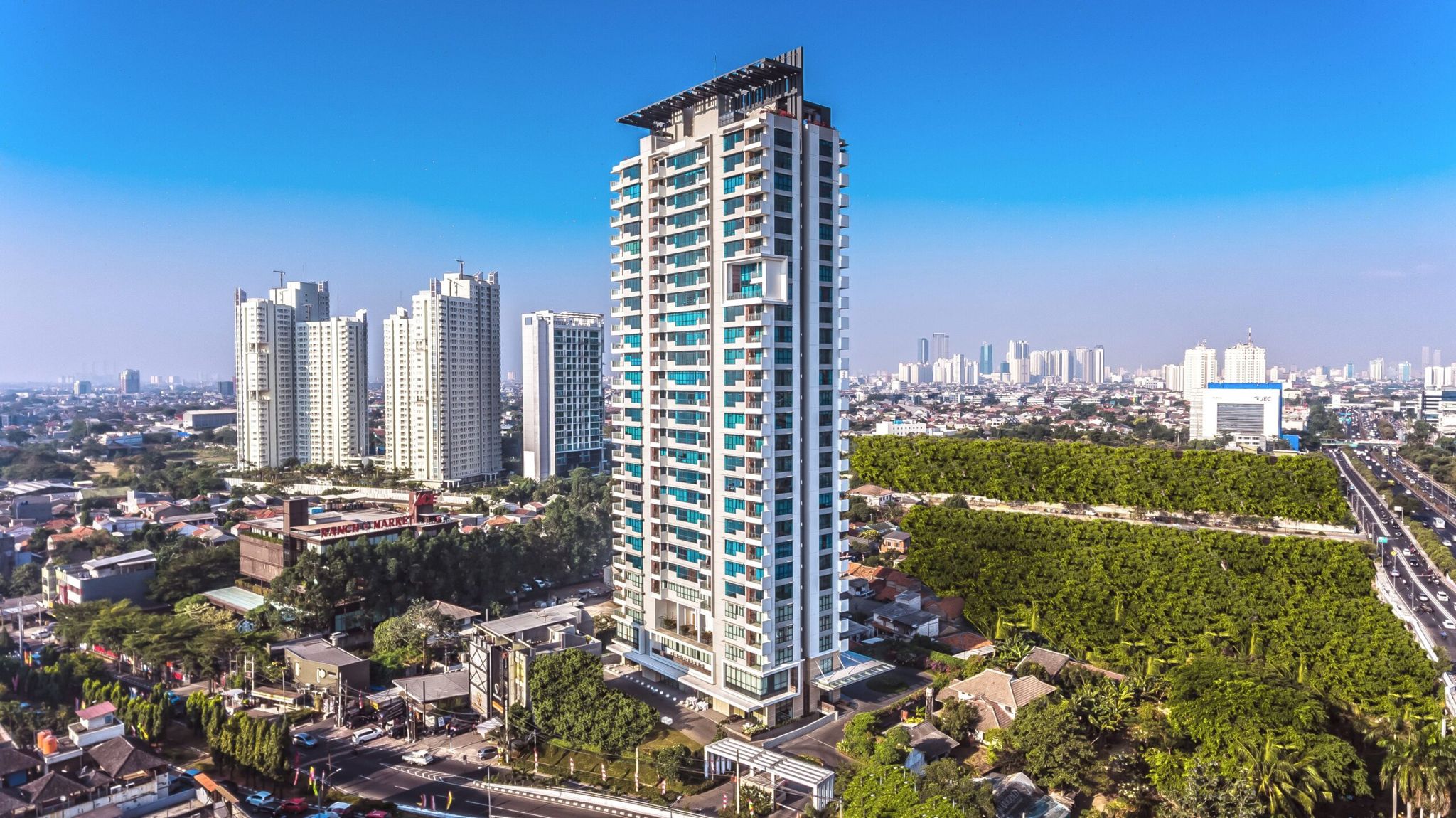 Veranda Residence Puri – Hunian Hijau Modern di Jakarta Barat